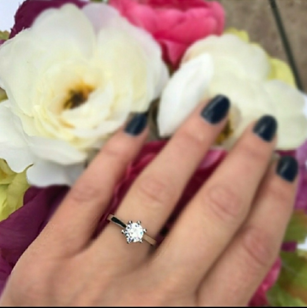 SILVER DIAMOND CUT RING